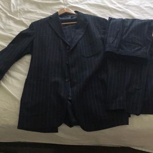 Kulhman men’s suit